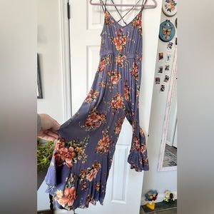 American Eagle Jumpsit Blue Floral Size Medium
